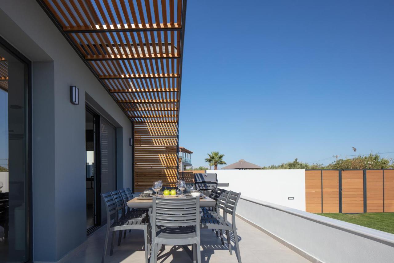 Sunnyside Villas, Ideal For Vibrant Stays,By Thinkvilla Pigianos Kampos  Exterior photo